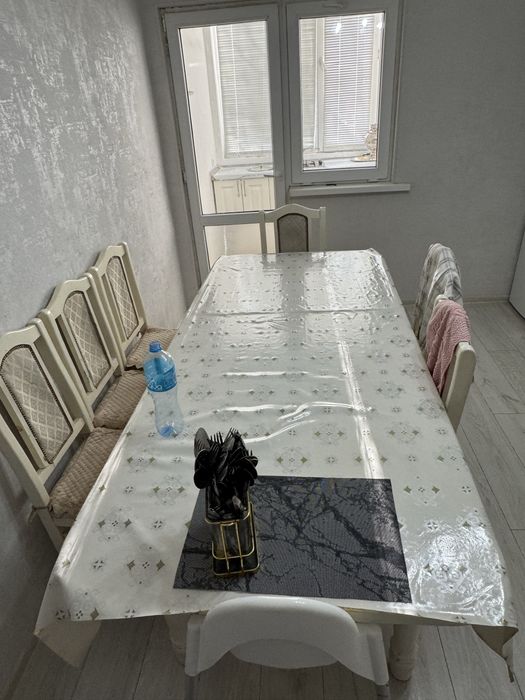 Продам стол стуля