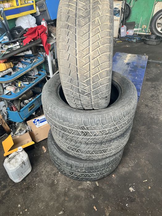 Зимни гуми 255/55/18