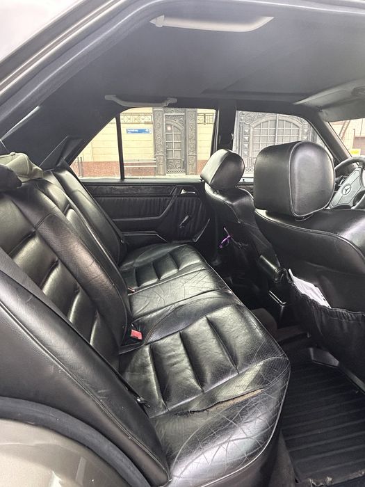 Легендарный мерседес 124 кузов