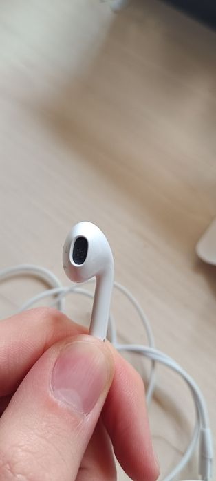 Жични слушалки Apple EarPods