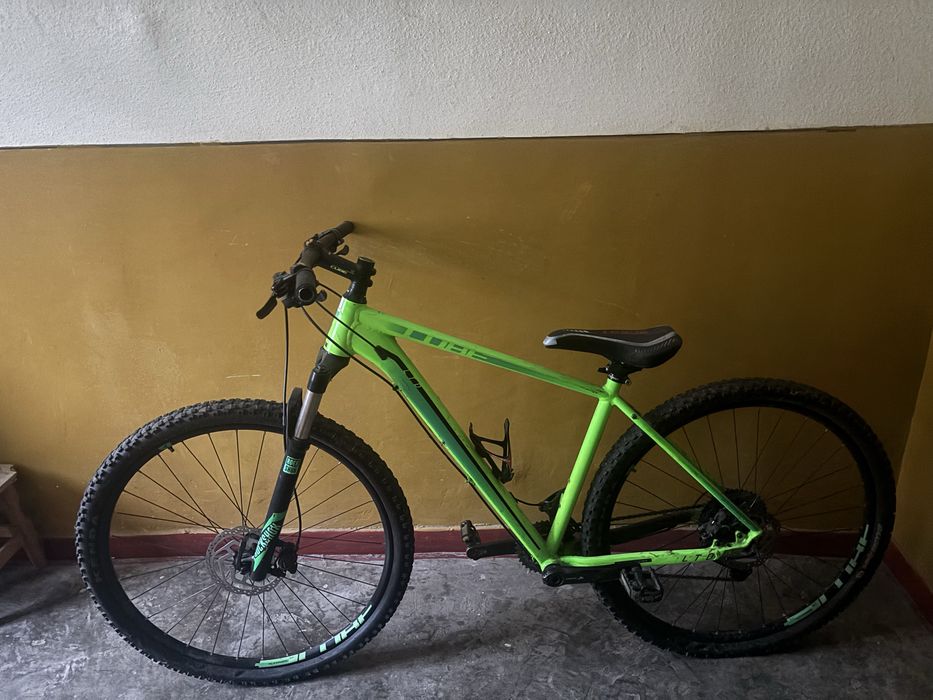 Bicicleta cube ltd