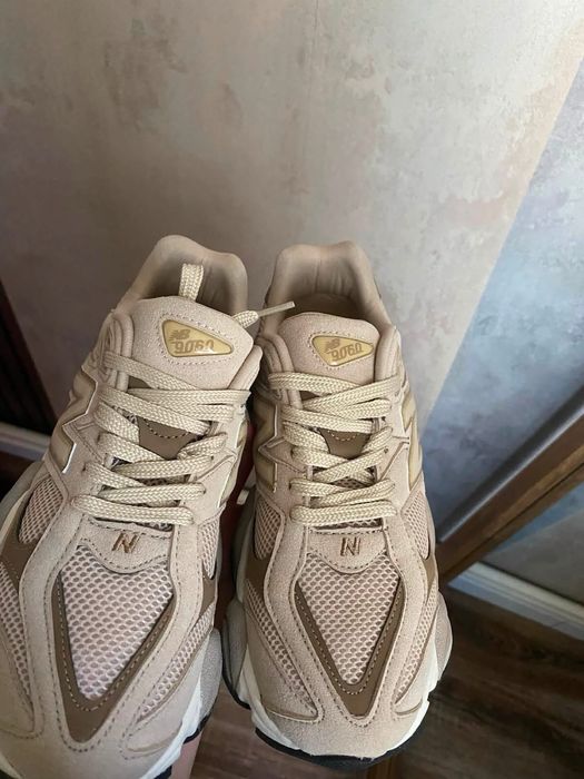 Дамски New balance 9060, естесвен велур. Видо