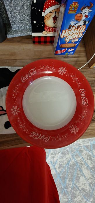 Продам 21 тарелку,в кафе или в дом.