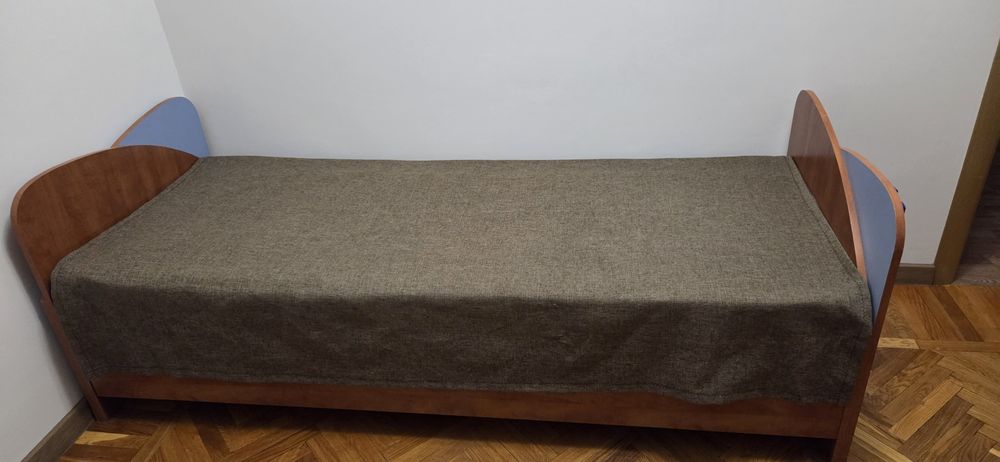 Кровать подростковая с матрасом