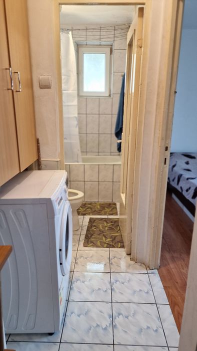 Inchiriez apartament cu 2 camere zona Decebal