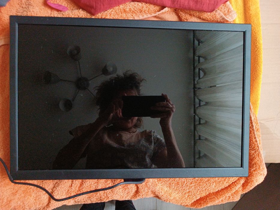 Продам телевизор