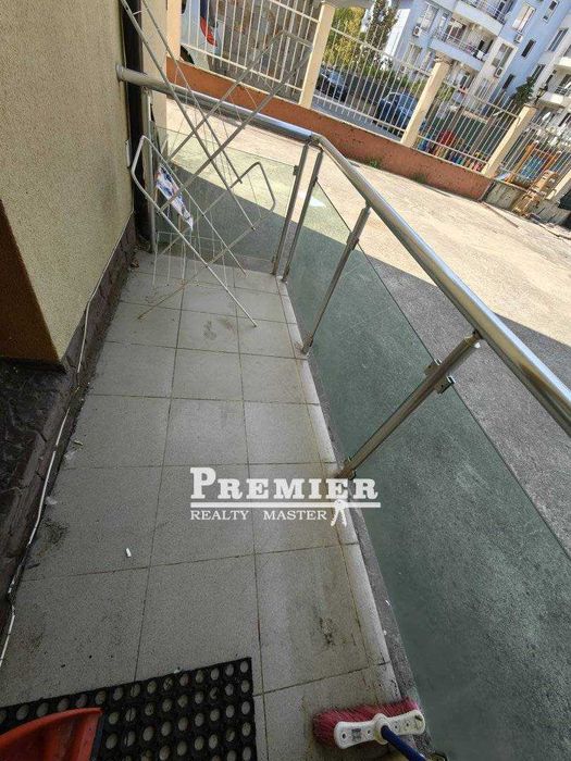 Продава се Двустаен апартамент в к.к. Слънчев бряг - 61 кв.м за 910 €/кв.м - Снимка #3