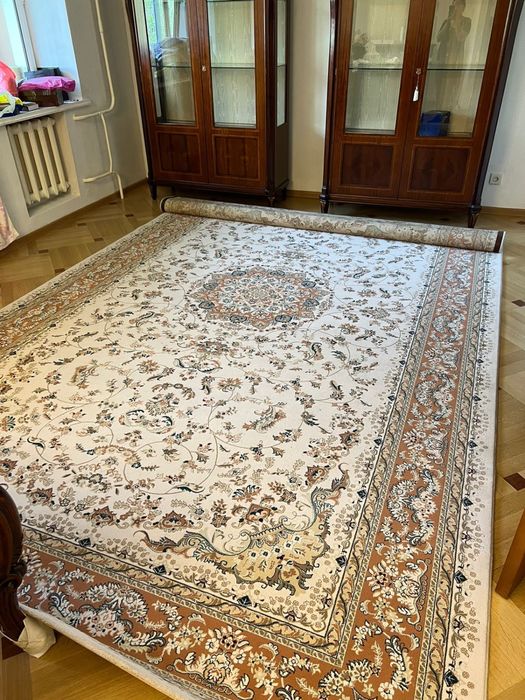 Ковер шерстяной иранский.