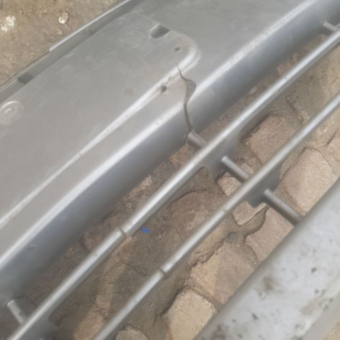 Spark oldi bamper sotiladi.