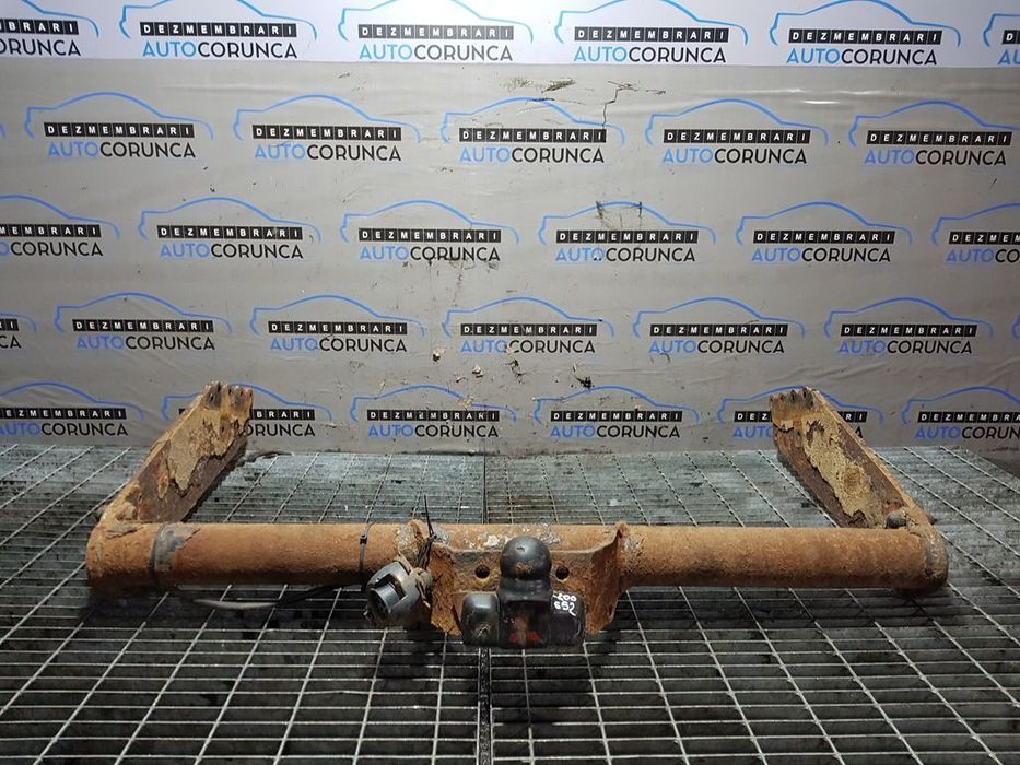 Carlig remorcare Mitsubishi L200 Facelift 2010 - 2015 SUV 4 Usi (652)