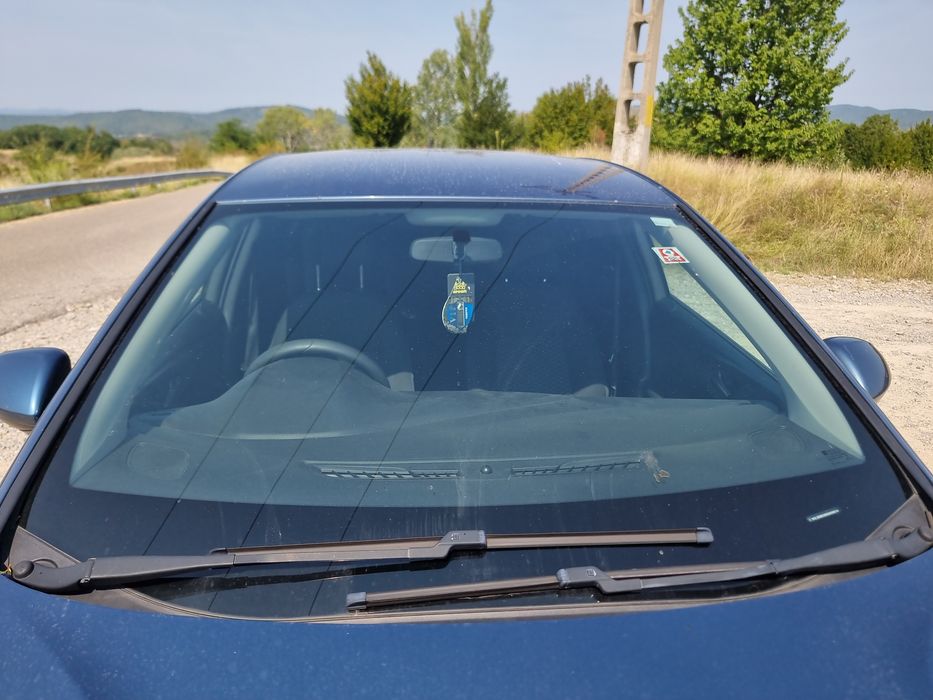 Dezmembrez  opel astra k