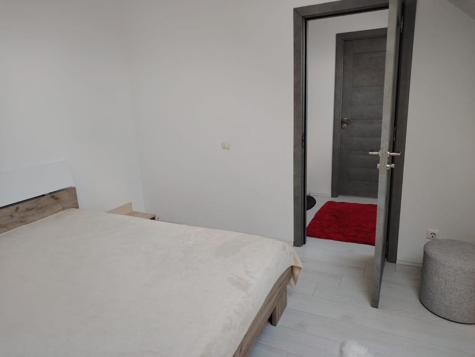 Închiriez apartament 3 camere Sibiu