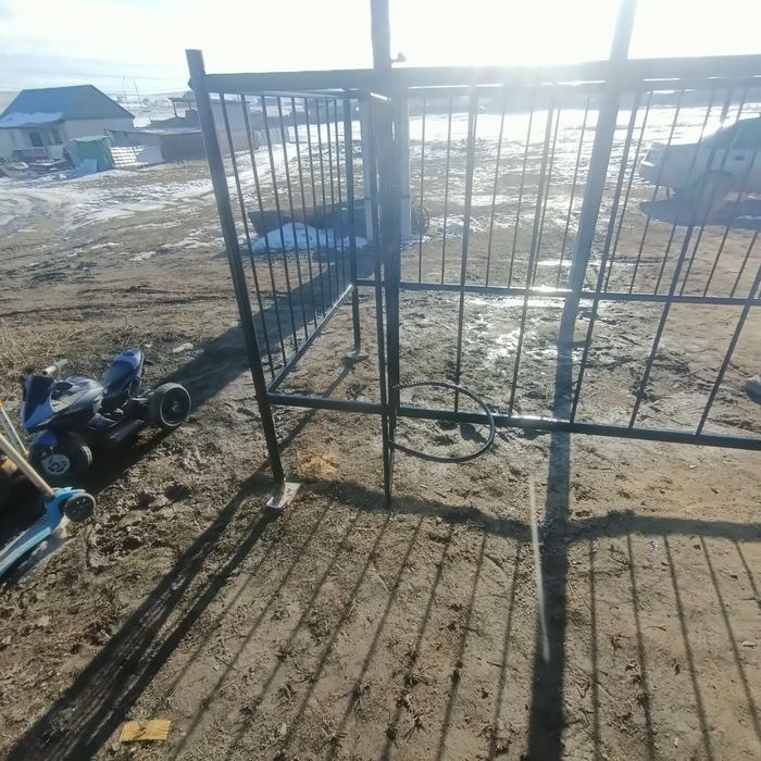 Прадам тапшан қора