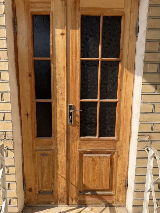 Eshik Deraza yaxshi holatda