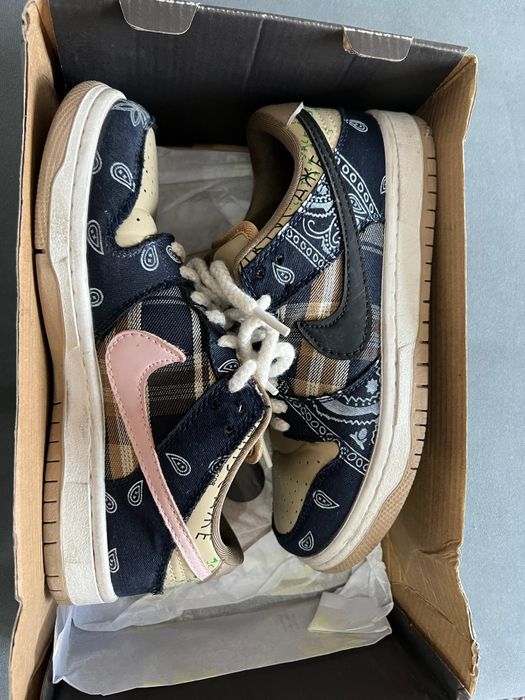 Кросовки найк...