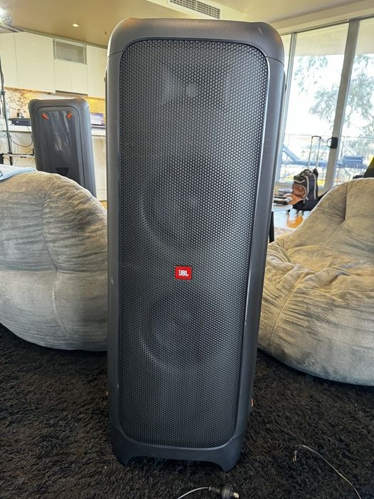 Vand boxa jbl 1000