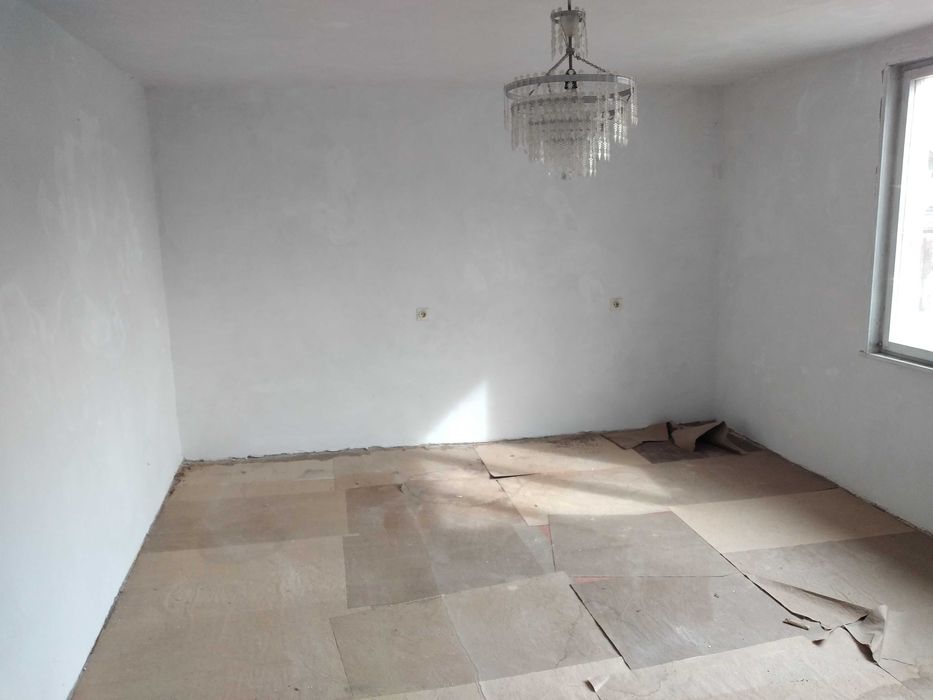 Продажба Къща с. Ясен