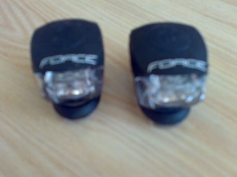 Лед фар със стоика-нов и силиконови-фар и стоп на Force-нови