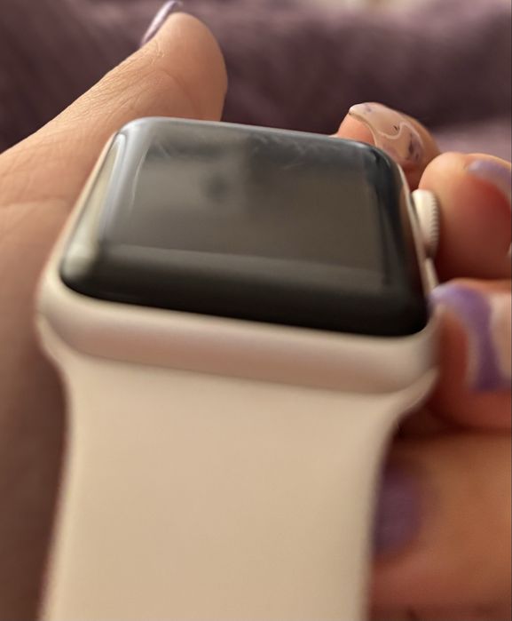 Продам эпл вотч 3