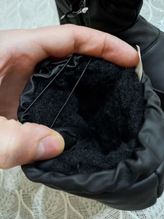 Полсапожки для девочек новые.