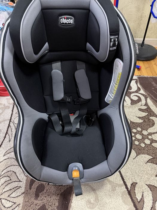 Атокресло фирмы chicco