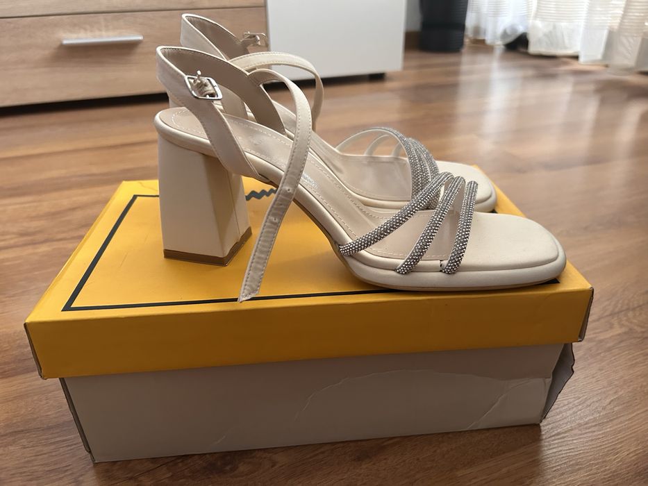 Елегантни токчета