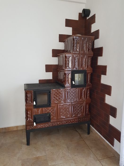 Sobe și șeminee de teracotă de vânzare