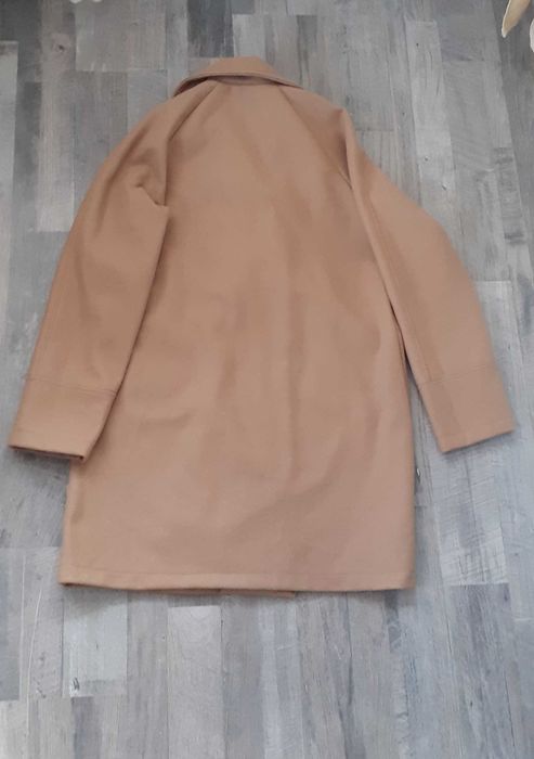 Палто в цвят кафяво