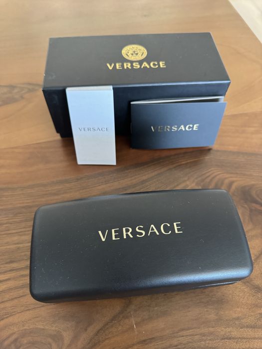 Оригинални слънчеви очила Versace VE2255 OVE2255 Gold – Нови