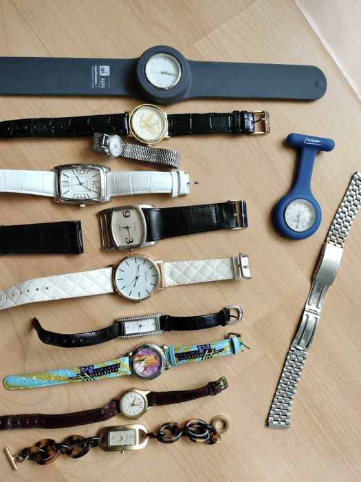 ceasuri de mana femei