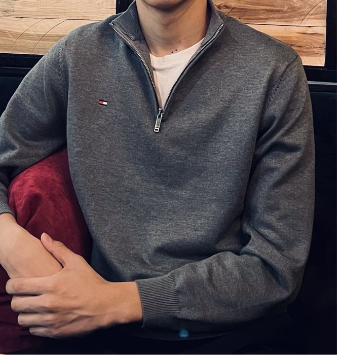 Полузамок серый, Томми