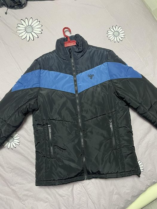 Мъжко зимно яке Hummel