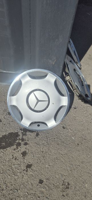 Продам колпак на мерседес