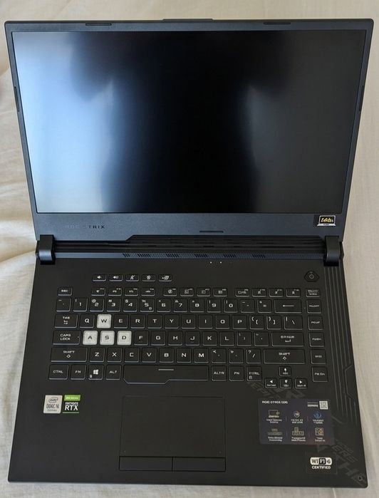 Laptop ROG STRIX G15 i7 10870H + RTX 2060 + 24gb RAM