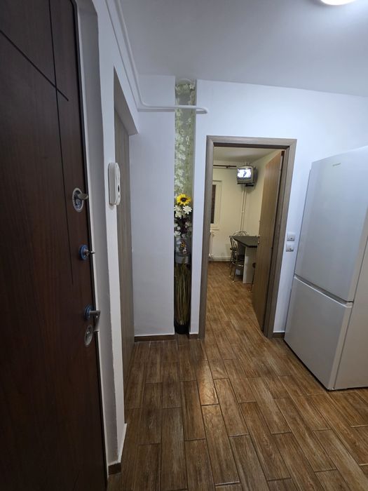 Proprietar, vând apartament 2 camere Canta-Păcurari