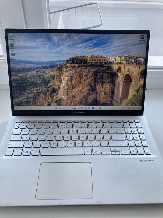 Ноутбук Asus Vivobook