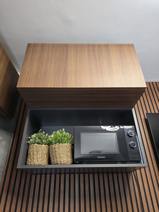 Кухненски шкаф за стена