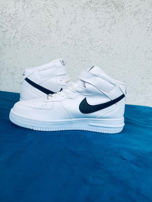 Ghete Nike AF1 Alb cu Negru