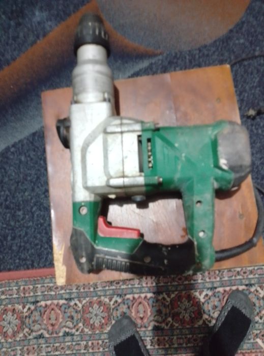 Продам перфоратор