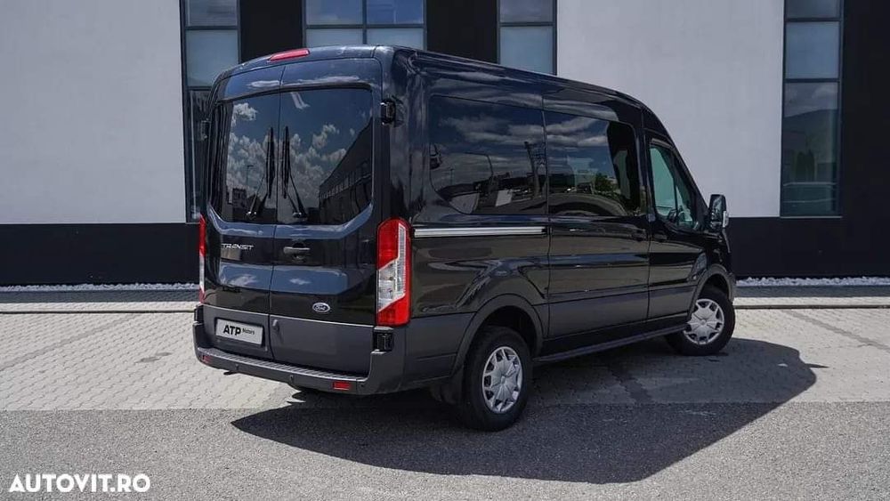 De vânzare Ford Transit 8+1 locuri 2019