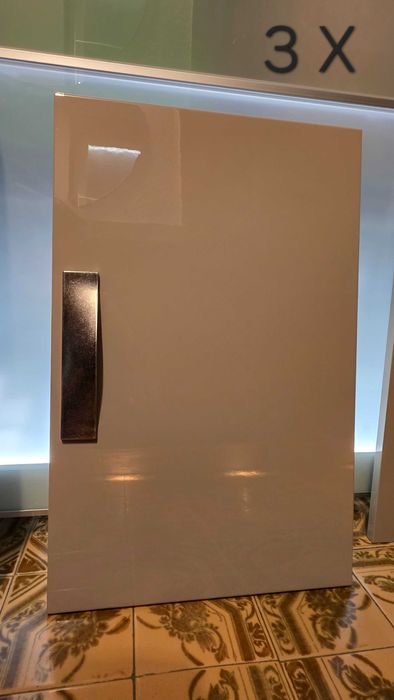 Usa/Font Ikea Selsviken sistem Besta