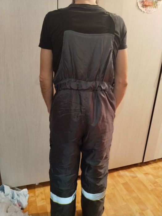 Продам комбинезон спецодежда