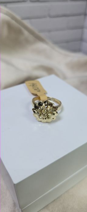 Кольцо золотое за грамм 44000