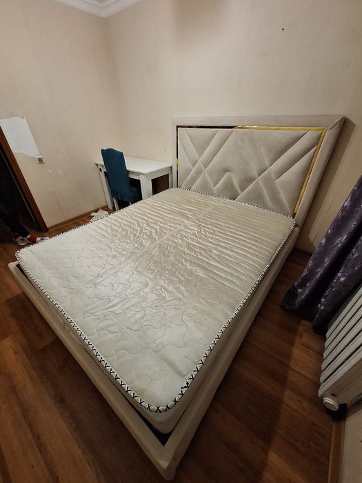 Продам кровать 160х200