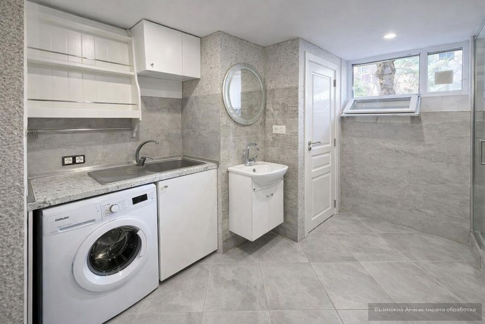 Дава се под наем Едностаен апартамент в Варна, Център - 30 кв.м за 500 € - Снимка #4