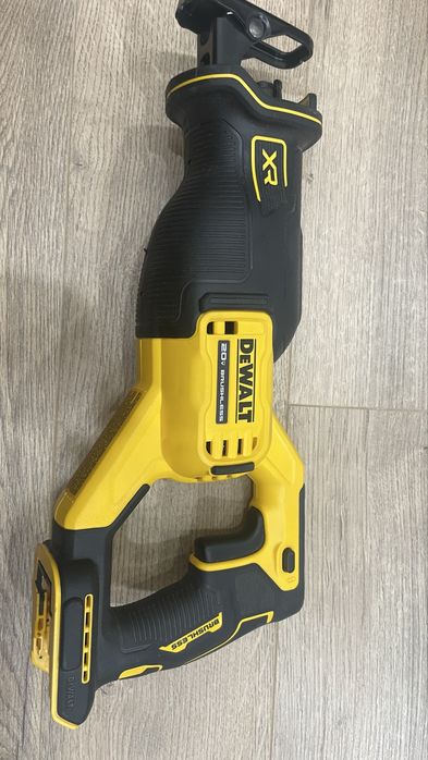 DeWalt сабельная пила