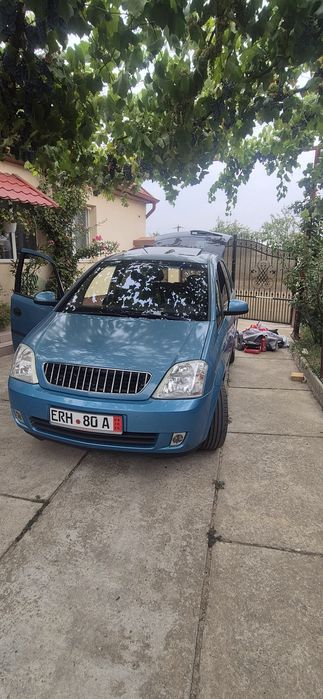 Vând Opel Meriva