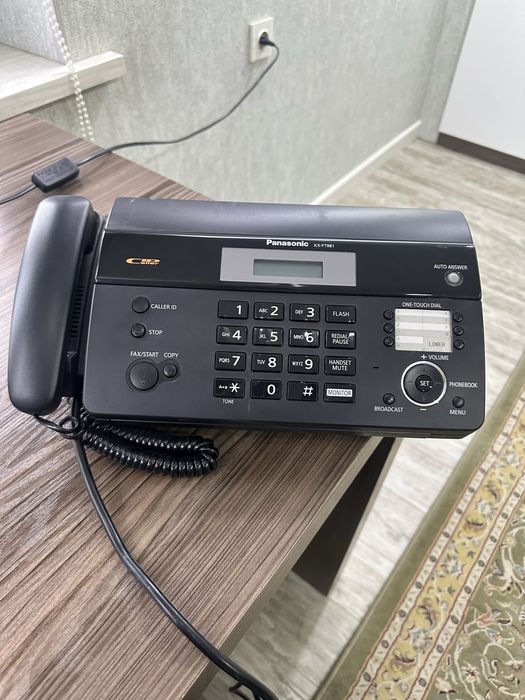 Факс от Panasonic KX-FT981CX