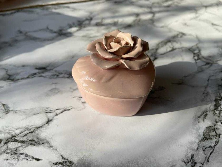 Керамические аксессуары для интерьера