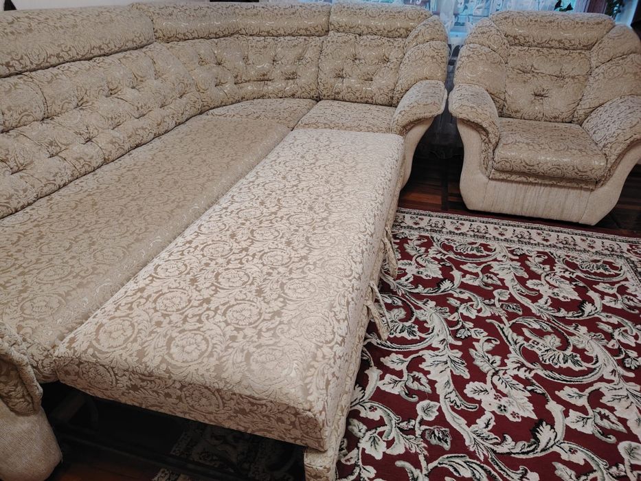 Продается диван в отличном состоянии!!!